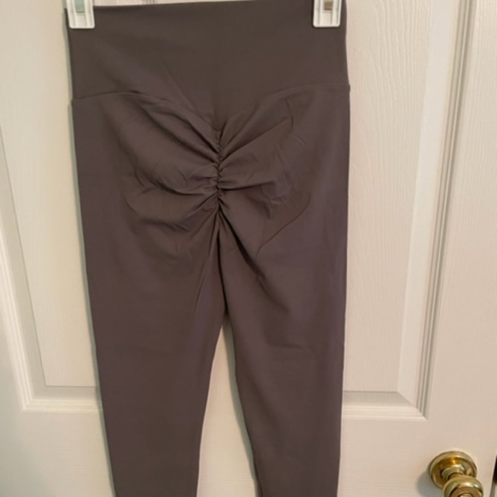 Halara High Waisted Ruched Butt Lifting Leggings